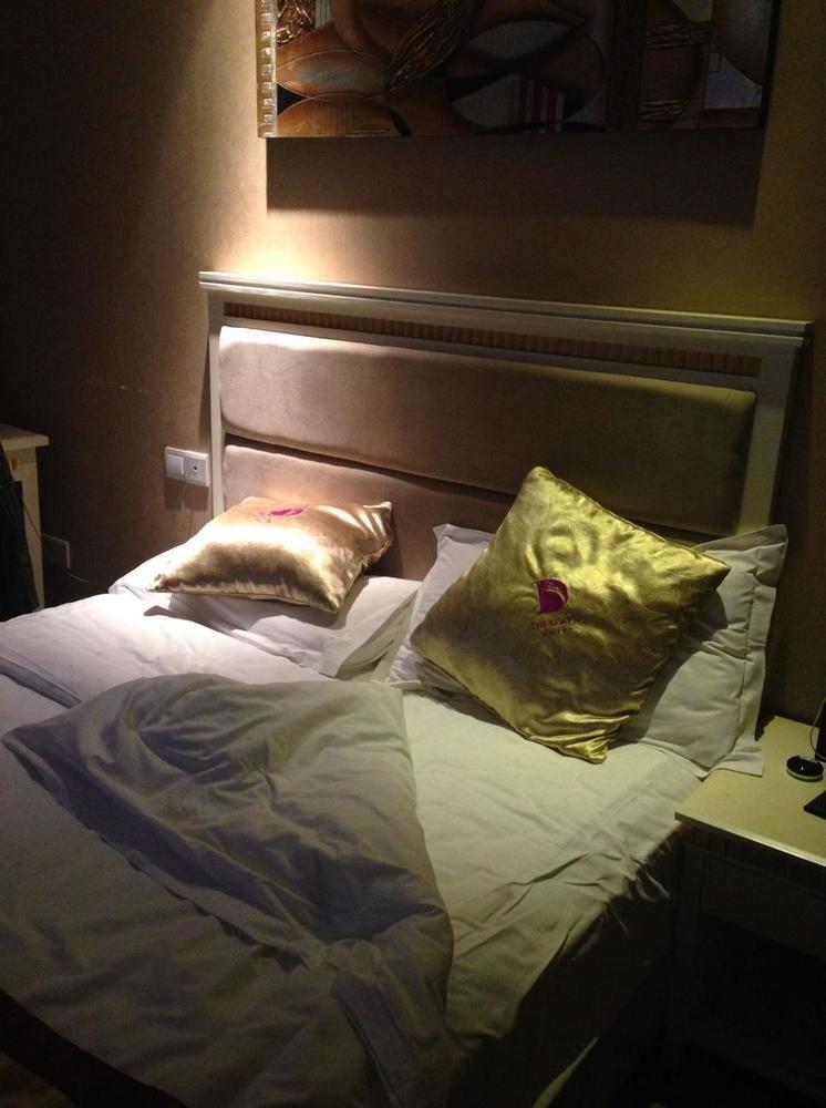 Dragon Hotel Chongqing Extérieur photo
